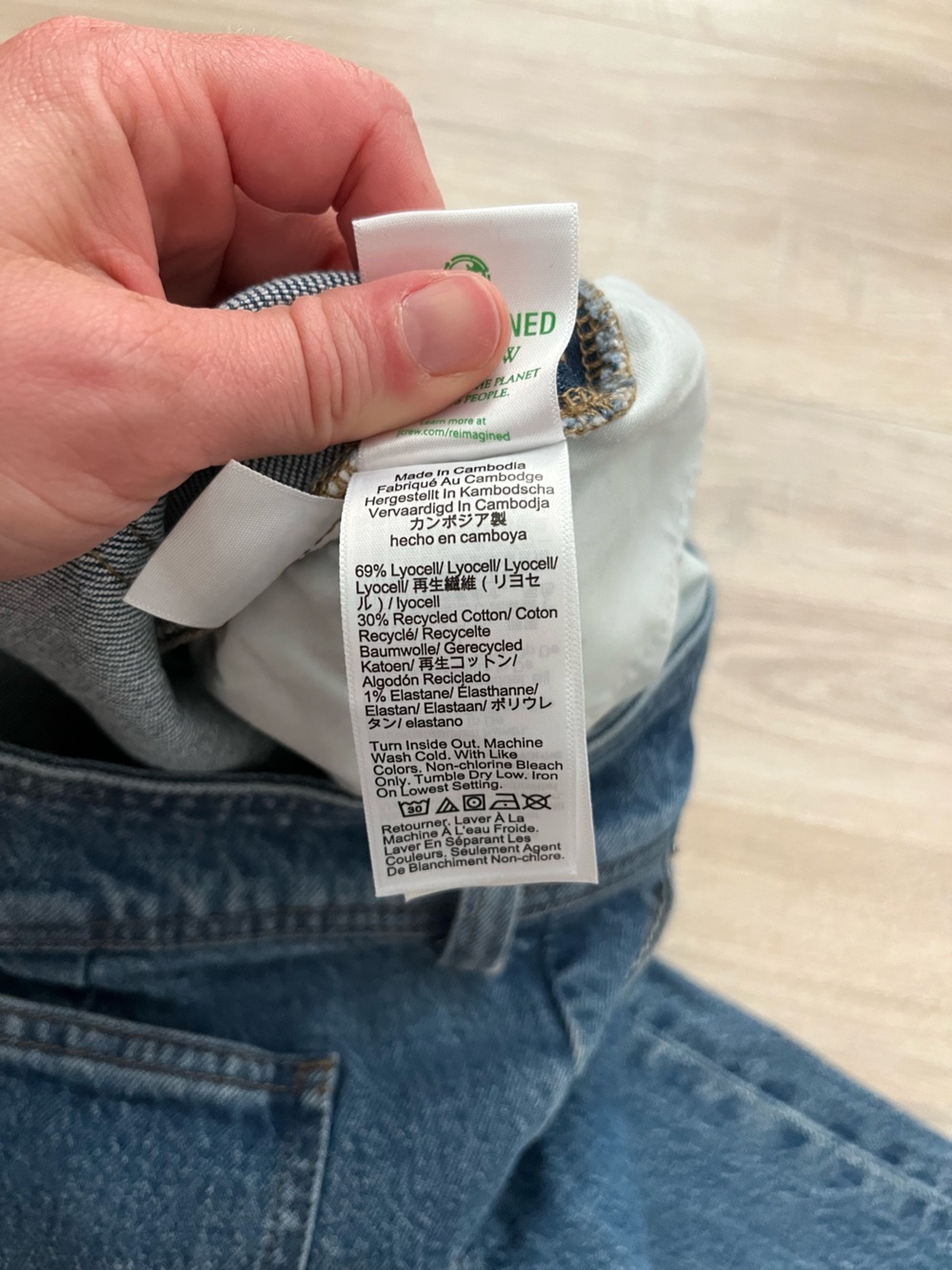 J.Crew Women’s Slim-wide jean with stacked buttons - Size 27 - Picture 4 of 6